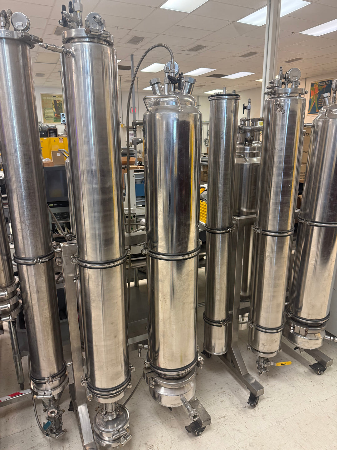 Stainless Steel Extraction Columns – Multi-Vessel Solvent-Based Extraction System